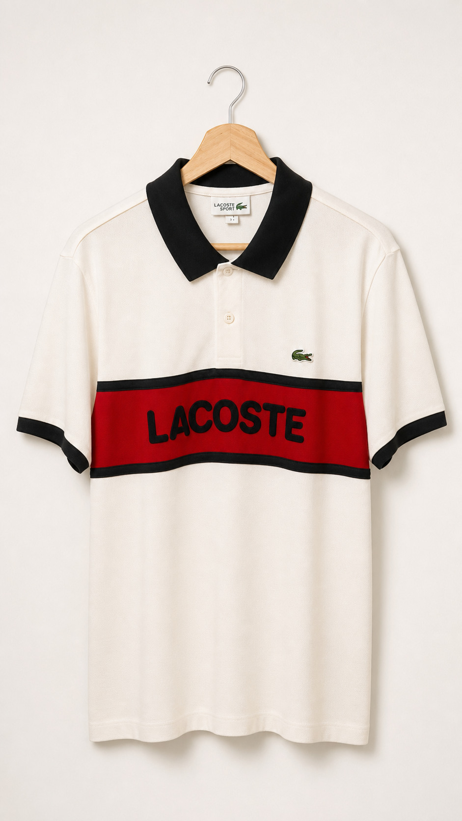 Polo Lacoste Sport blanco rojo y negro talla L, vista frontal