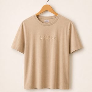 Camiseta Guess beige con logo tonal talla L, vista frontal