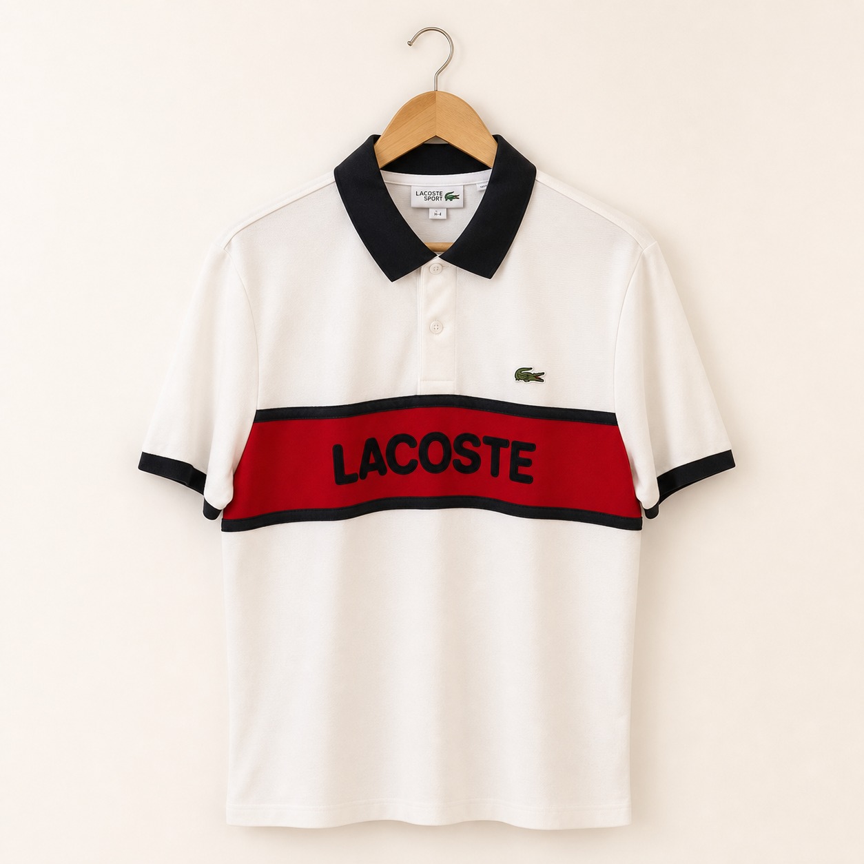 Polo Lacoste Sport blanco rojo y negro talla L, vista frontal