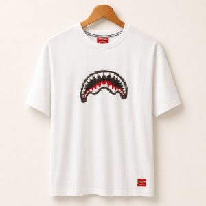 Camiseta Sprayground Shark blanca talla M, vista frontal